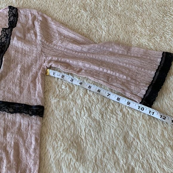 Black and Pink robe set - Picture 12 of 16